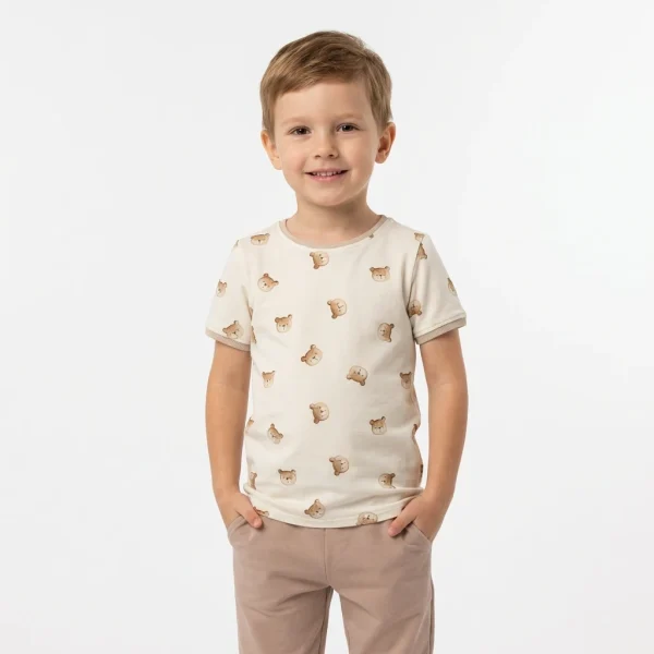 5_year_boy_model_is_posing_for_Nano_Banana_Pro_43619