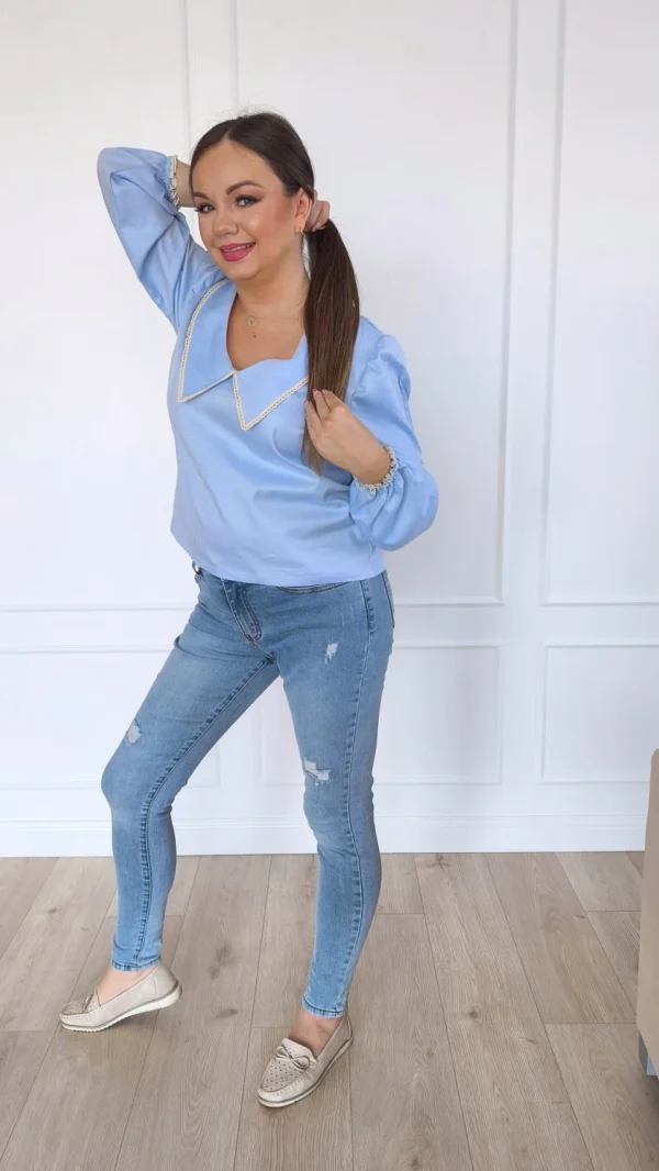 1772033358233 1772033358233